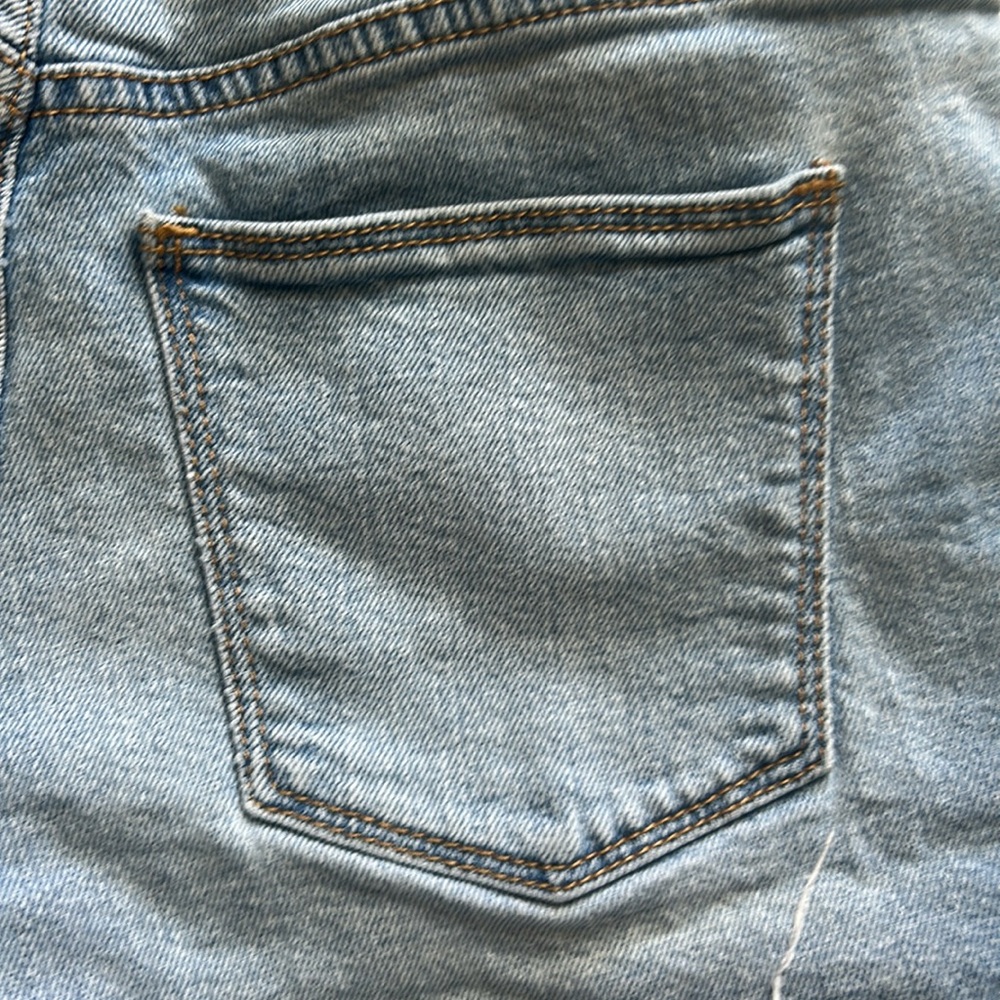 Universal Thread Jean Shorts - Picture 6 of 7